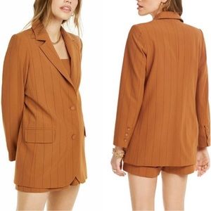 Brand new Danielle Bernstein Bf Striped Blazer.